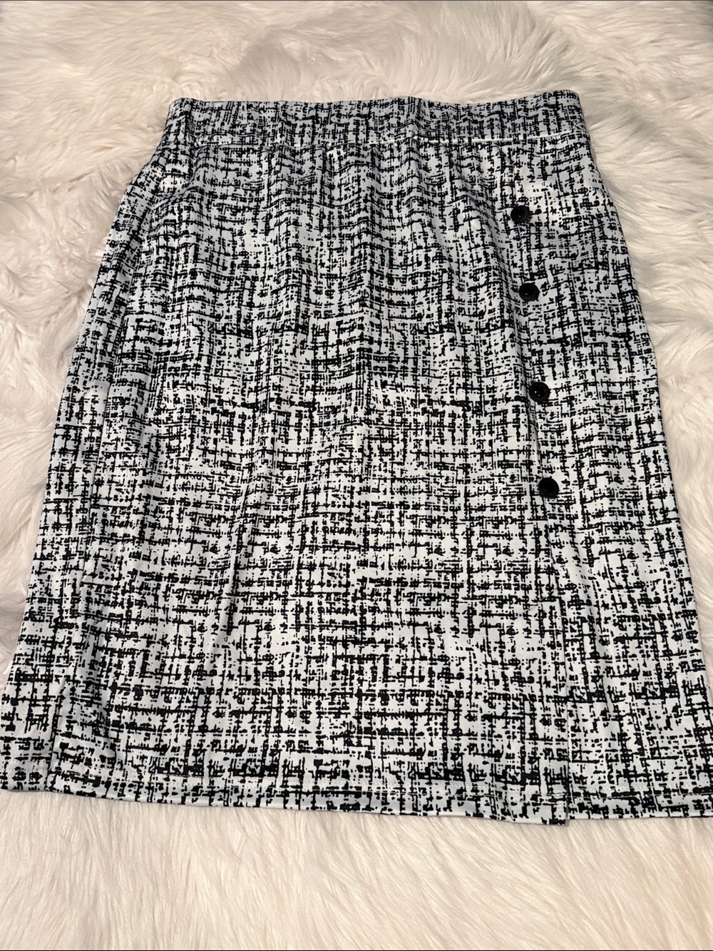 Black & White Textured Pencil Skirt with Side Button Detail